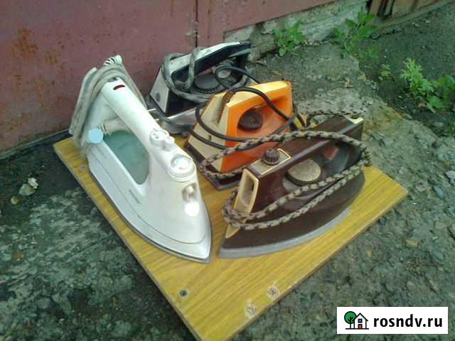 Утюги - 4 шт Барнаул - изображение 1