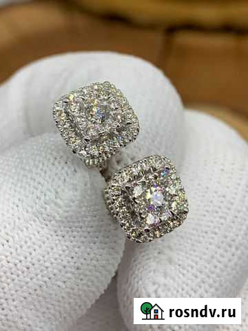 Очень красивые серьги-пусеты с бриллиантами 0.98 Москва - изображение 1