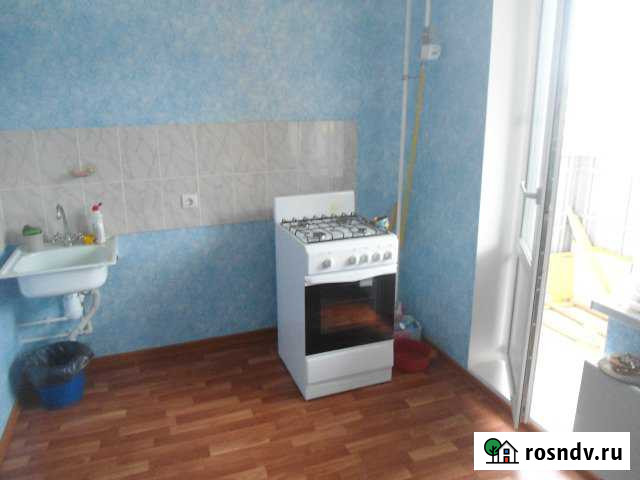 Комната 18 м² в 3-ком. кв., 10/10 эт. в аренду на длительный срок в Волжском Волгоградской области Волжский - изображение 1