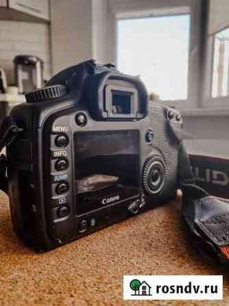 Зеркальный фотоаппарат Canon 5D Московский