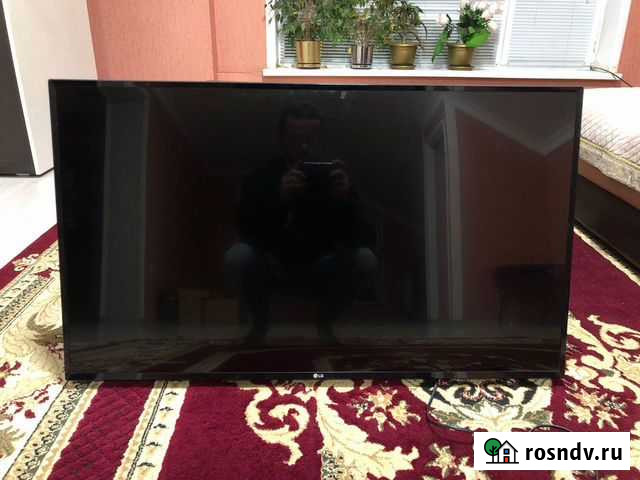 Телевизор lg 49 Кизляр - изображение 1