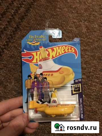 Подлодка Hot Wheels Beetles Yellow Submarine TH Сочи - изображение 1