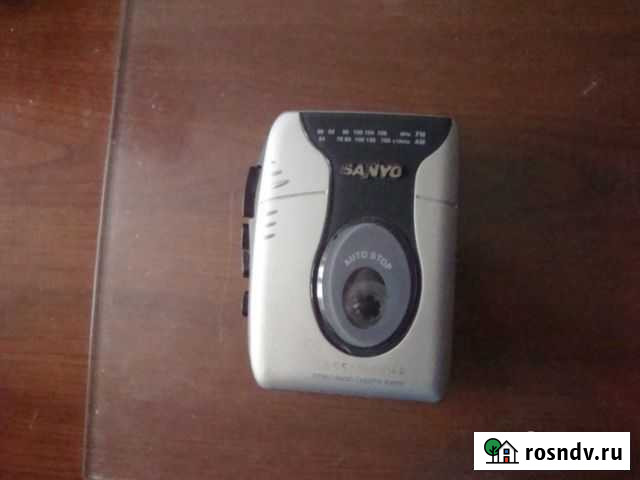 Старый оригинальный аудио-плеер Sanyo, Япония Уфа - изображение 1