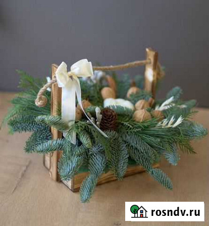 Новогодняя композиция с нобилисом в ящике Воронеж - изображение 1