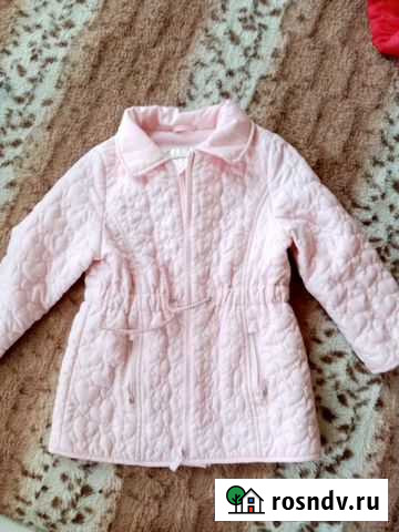 Курточка в идеале размер 98 Майкоп - изображение 1