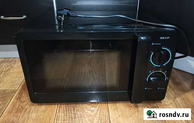 Микроволновая печь Dexp 700W 20l Всеволожск - изображение 1