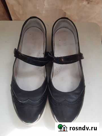 Кожаные туфли школьные р. 36 Симферополь - изображение 1