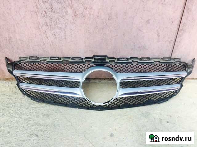 Решётка радиатора Мерседес Е класс Ялта - изображение 1