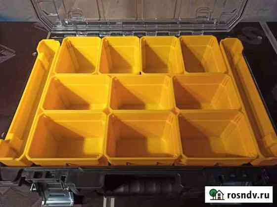 Кейс Dewalt Tstak Dwst82968-1, одинаковые стаканчи Мурино