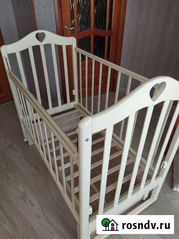 Детская кроватка с поперечным маятником Строитель - изображение 1