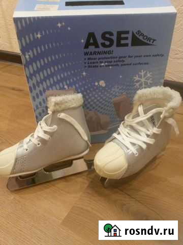 Коньки детские 30размер Набережные Челны - изображение 1