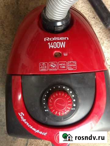 Пылесос Rolsen 1400W Вятские Поляны - изображение 1