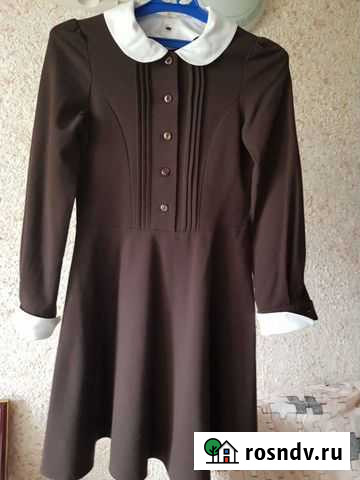 Школьное платье (форма) и сарафан Тюмень - изображение 1