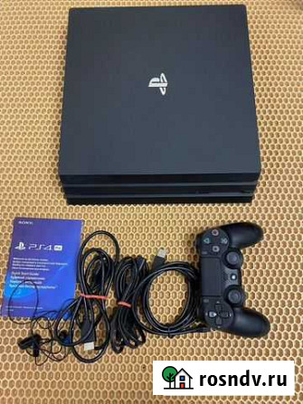 Sony PS4 Pro 7208 + 7 игр Тула - изображение 1