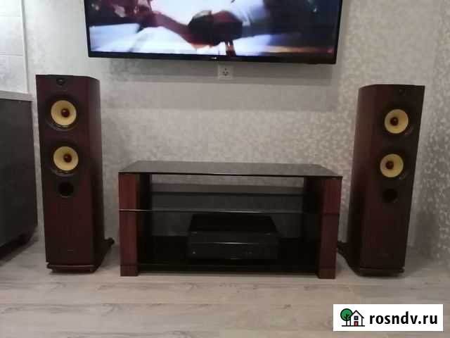 Стеклянный столик под телевизор или аппаратуру Краснодар - изображение 1