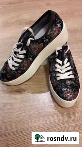 Кроссовки 38 женские Брянск - изображение 1