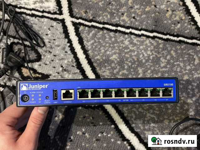 Juniper srx100b Новокузнецк - изображение 1