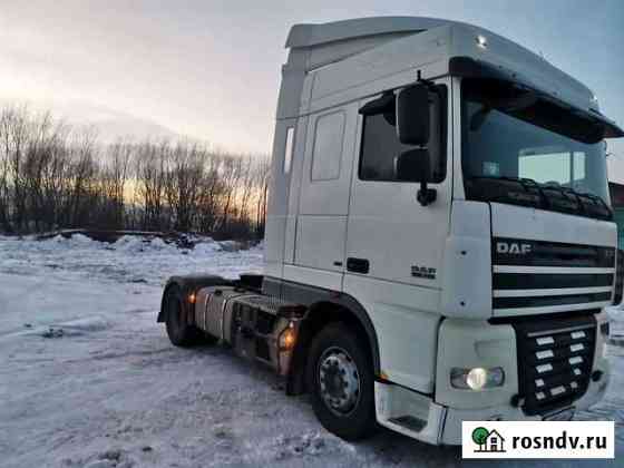 Седельный тягач DAF XF105.410 Новомосковск