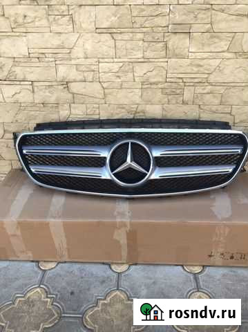Решетка радиатора Mercedes W 213 оригинал Волгоград - изображение 1
