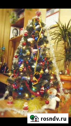 Елка искусственная с игрушками и лампочками Дубна - изображение 1