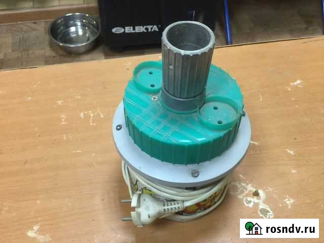 Электроповоротник для елки Челябинск - изображение 1