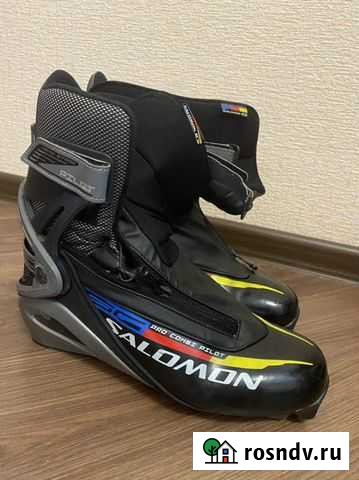 Лыжные ботинки Москва - изображение 1