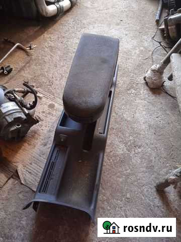 Подлокотник от Фольксваген пассат В5 Великие Луки - изображение 1