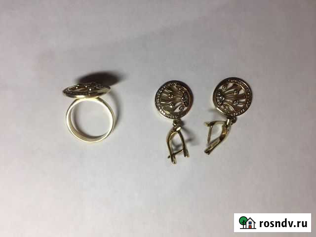 Золотой комплект серьги и кольцо с бриллиантами Владимир - изображение 1