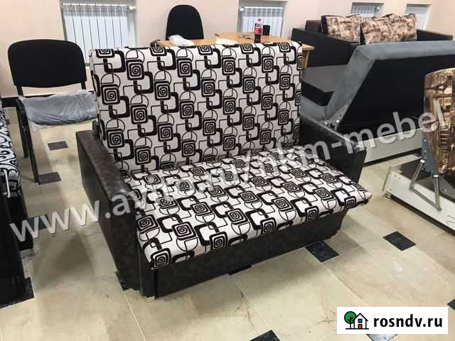 Диван Санкт-Петербург - изображение 1