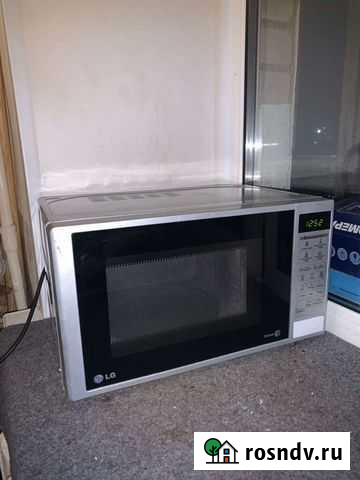 Микроволновая печь с грилем LG MB-4042DS Ярославль - изображение 1