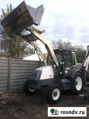 Экскаватор-погрузчик Terex 820 Москва - изображение 1