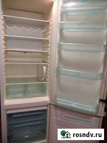 Холодильник бу Шумиха - изображение 1