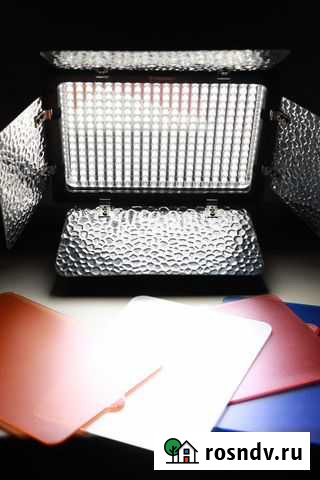 Видео свет YongNuo YN300 + батарея Севастополь - изображение 1