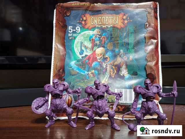 Набор фигурок Ноябрьск - изображение 1