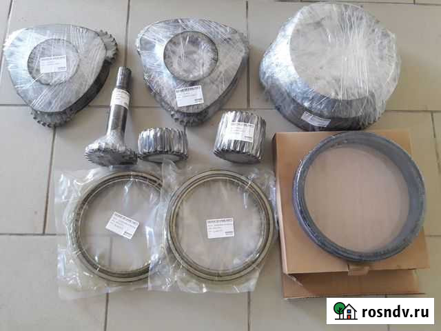 Запчасти в редуктор хода экскаватора Hitachi ZX200 Иваново - изображение 1