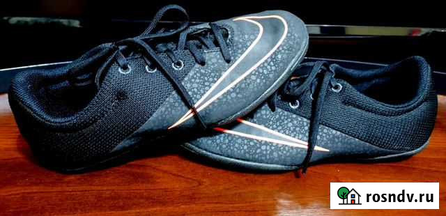 Бутцы футбольные Ноябрьск - изображение 1