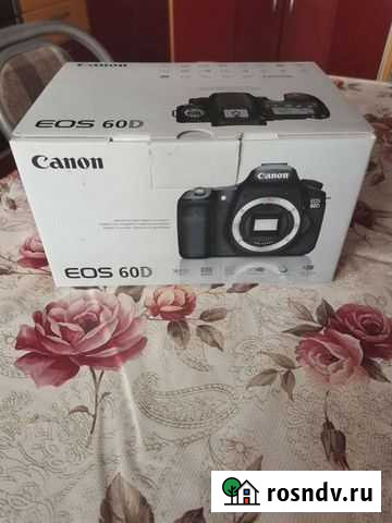 Зеркальный фотоаппарат Canon 60d Кемерово - изображение 1