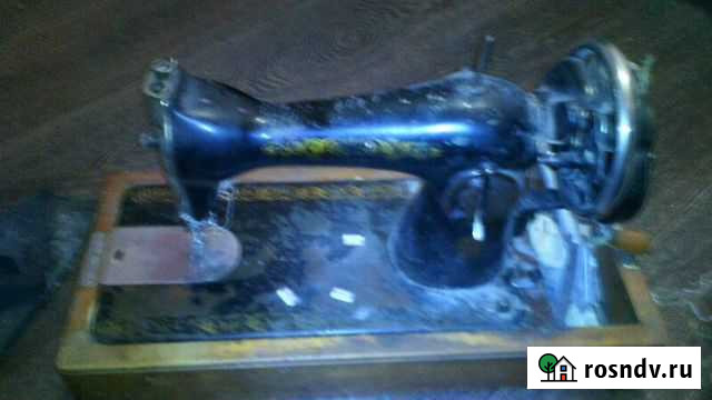 Швейная машинка имени калинина Иваново - изображение 1