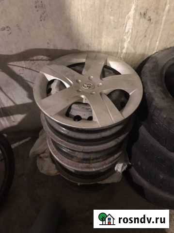 Штампованные диски R16 с колпаками Екатеринбург - изображение 1