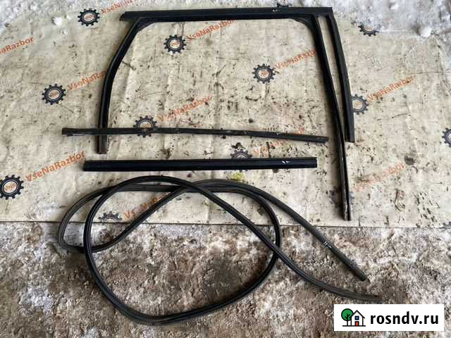 Уплотнитель двери задней левой Форд Фокус 2 Раменское - изображение 1