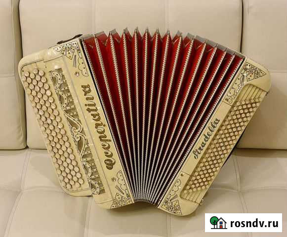 Итальянский эстрадный баян Ростов-на-Дону - изображение 1