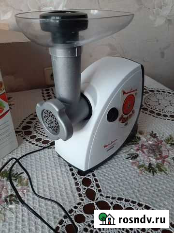 Мясорубка электрическая moulinex Набережные Челны - изображение 1