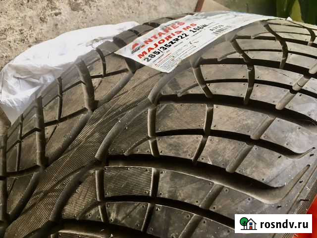 285/35R22 Новая Ревда - изображение 1