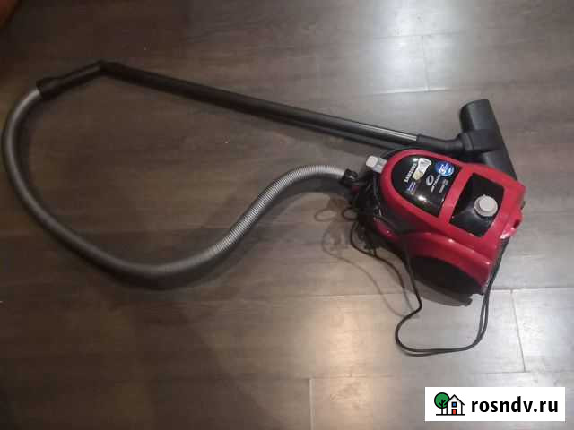 Пылесос Philips Лебяжье - изображение 1