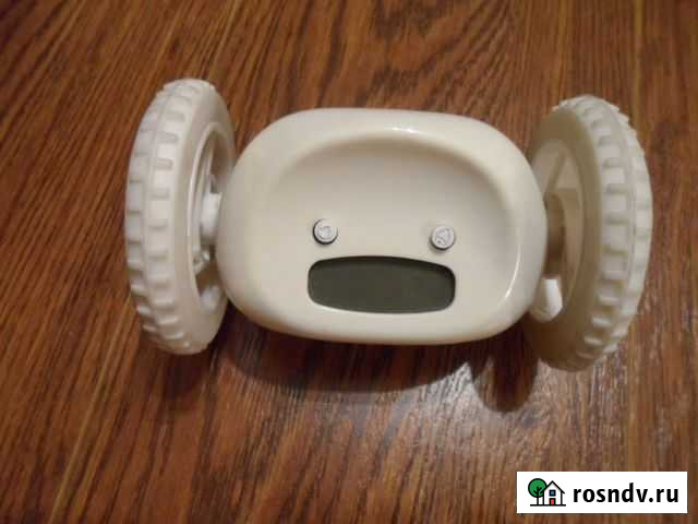 Будильник часы электронные на колёсах Люберцы - изображение 1