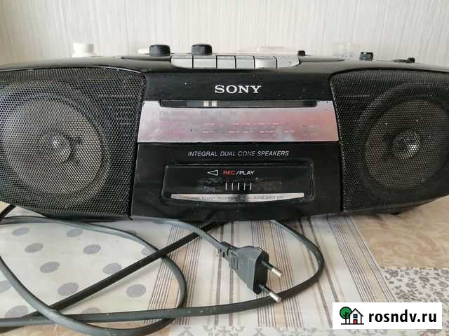 Радиоприемник-магнитола sony Казань - изображение 1