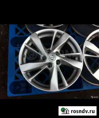 Литые диски r17 5x114.3, оригинал nissan Новосибирск