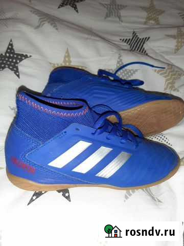 Футзалки adidas Гатчина - изображение 1