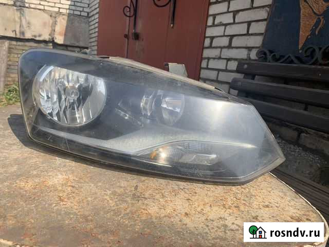 Правая фара volkswagen polo оригинал Тихвин - изображение 1