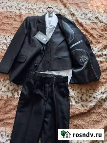 Школьный костюм новый для мальчика 116 Майкоп - изображение 1